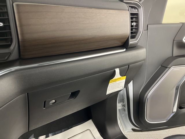 Used 2024 Chevrolet Silverado 2500 High Country w/ High Country Premium Package image 36