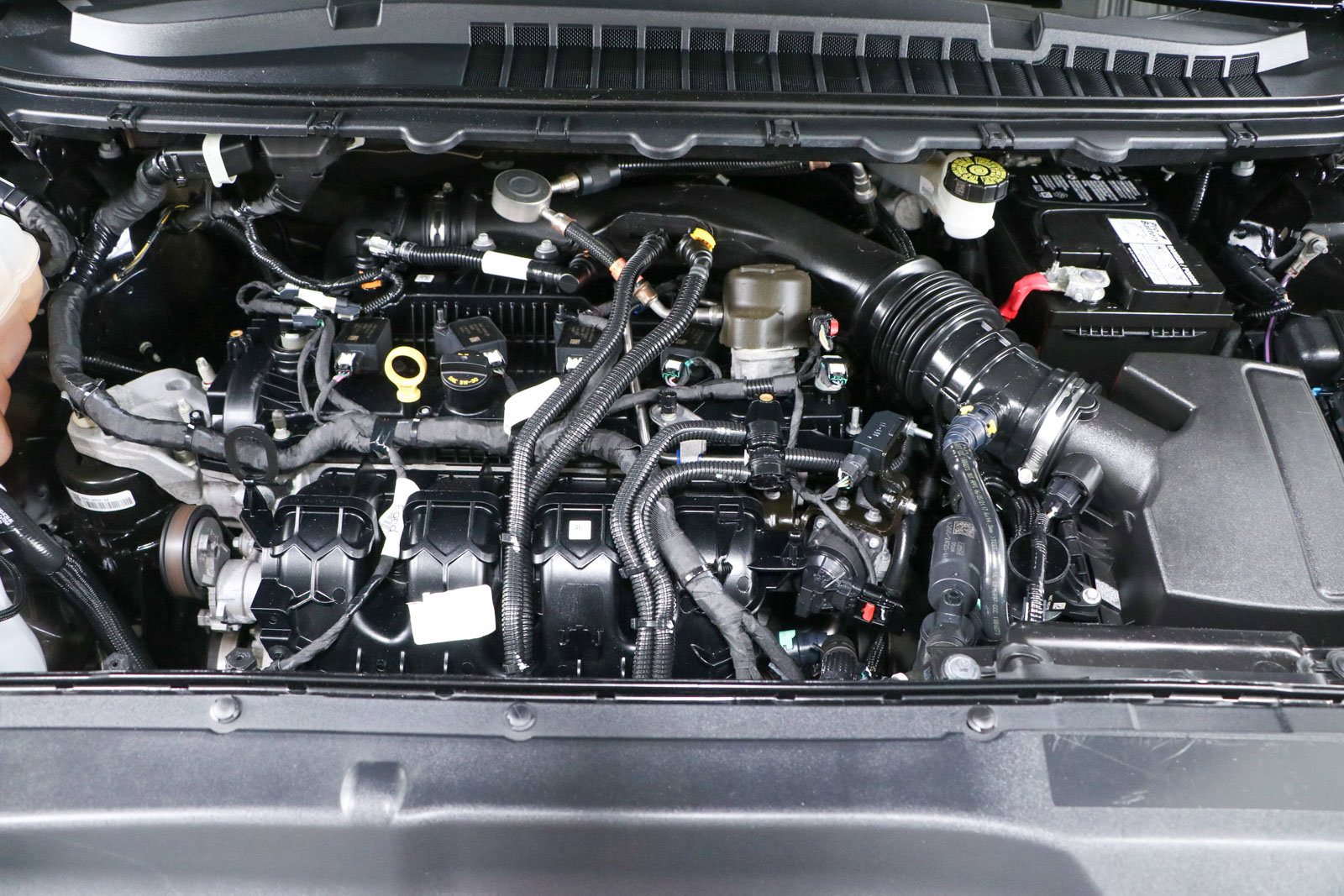 Used 2021 Ford Edge SE image 29