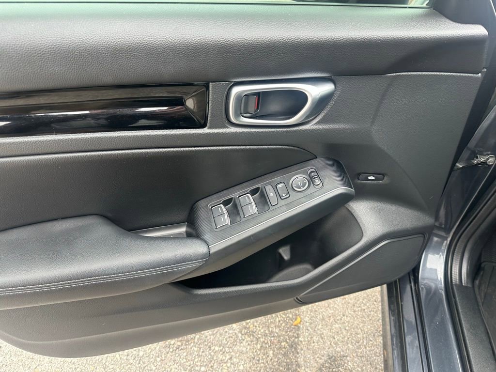 Used 2023 Honda Civic Touring image 23