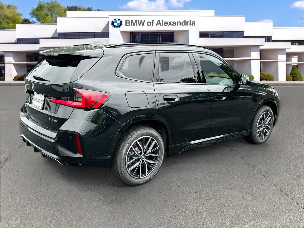 New 2027 BMW X1 xDrive28i AWD/4WD image 5