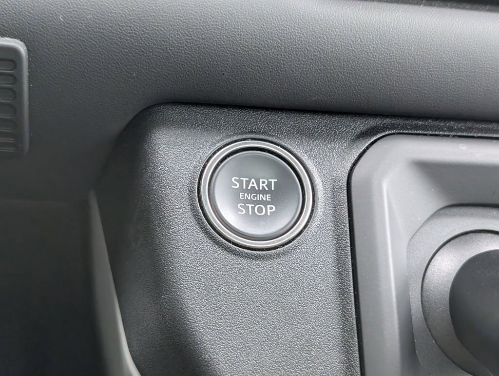 Used 2024 Land Rover Defender 130 S image 17