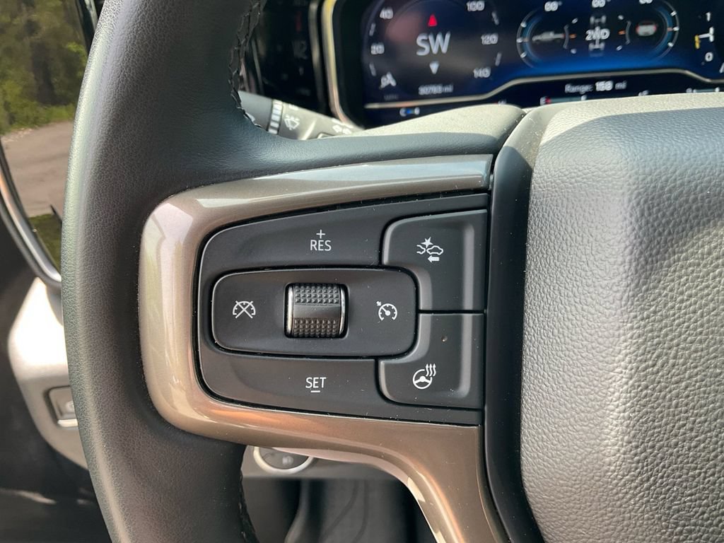 Used 2024 Chevrolet Silverado 2500 High Country w/ High Country Premium Package AWD/4WD image 29