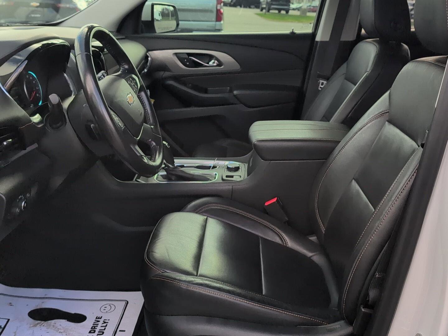 Used 2019 Chevrolet Traverse RS image 23