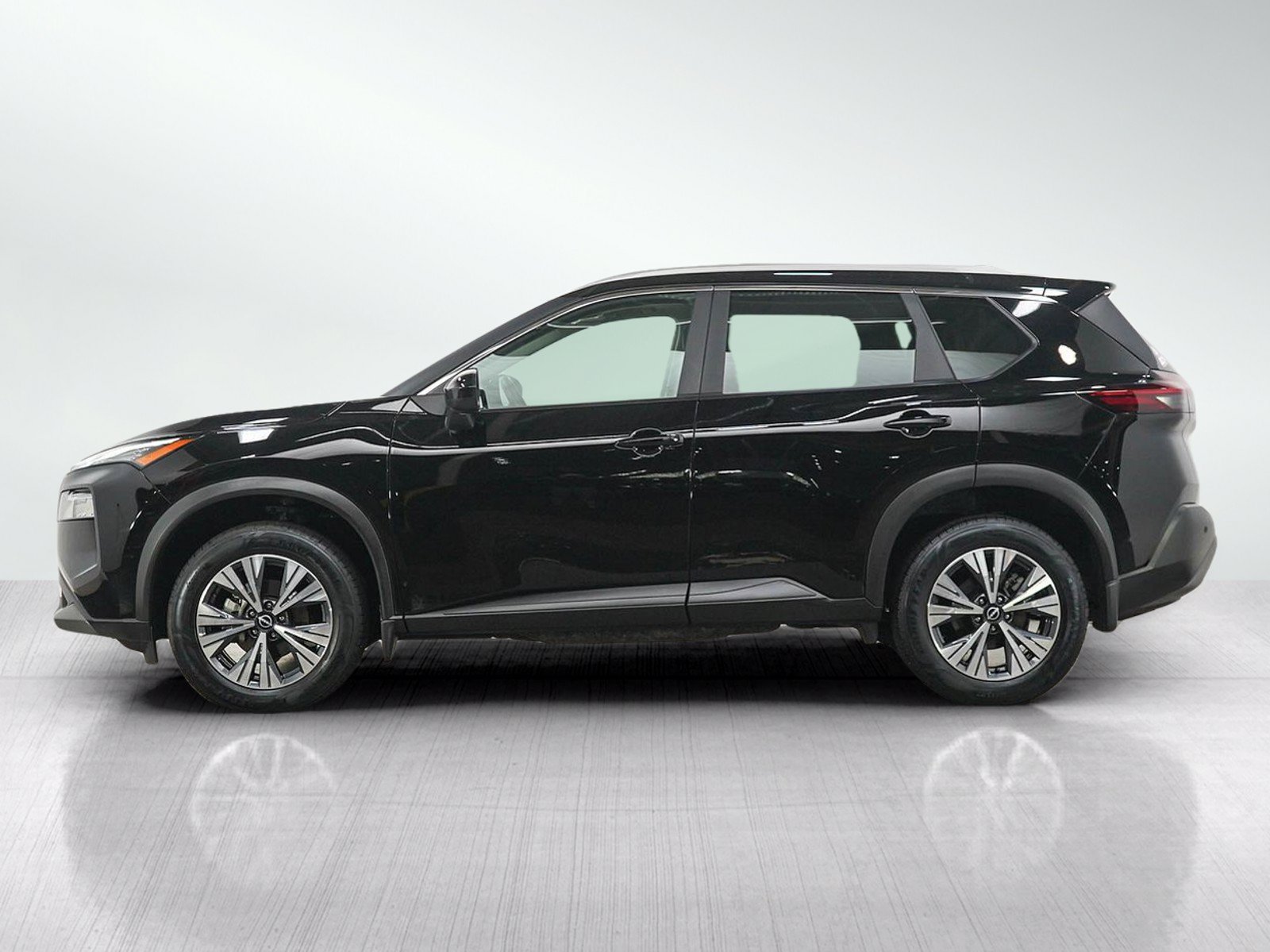 Used 2023 Nissan Rogue SV w/ SV Premium B Package AWD/4WD image 2