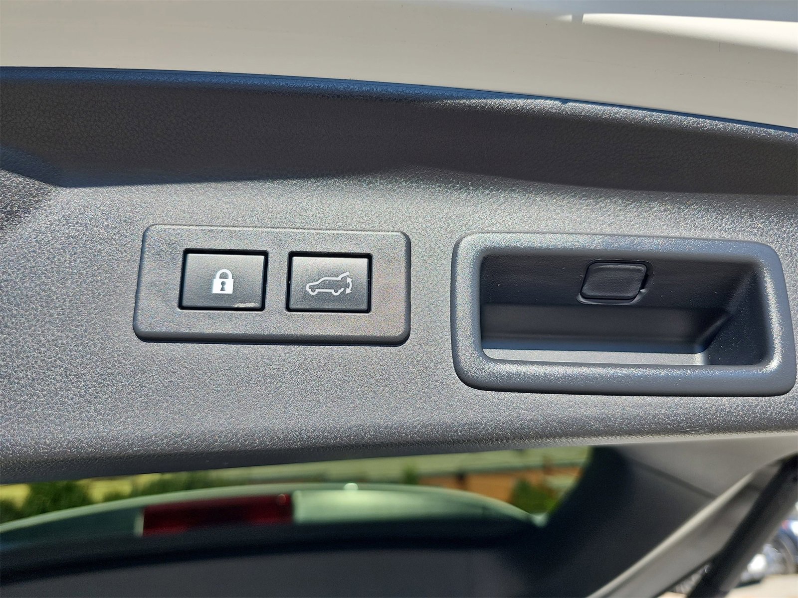 Used 2025 Subaru Forester Sport image 13