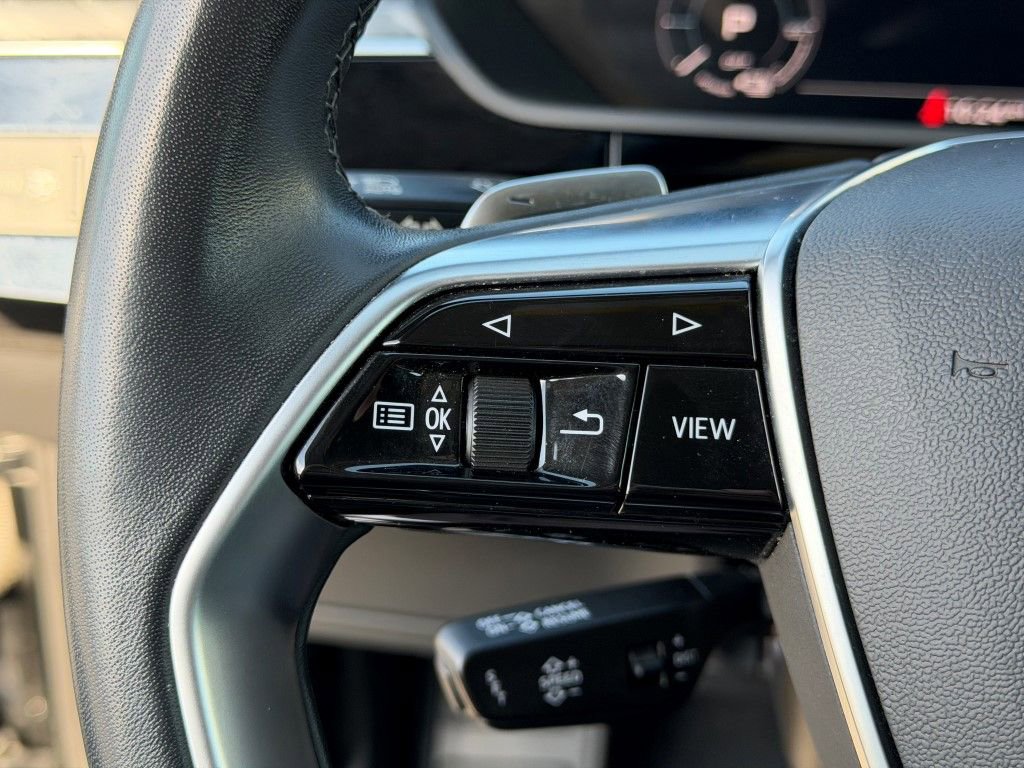 Certified 2022 Audi e-tron Premium w/ Convenience Plus Package image 27
