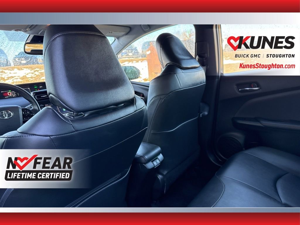 Used 2022 Toyota Prius XLE image 38