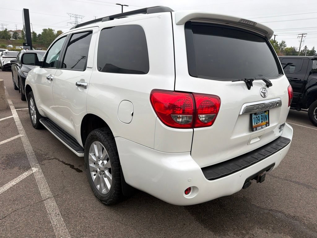 Used 2017 Toyota Sequoia Platinum AWD/4WD image 20