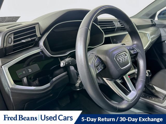 Used 2023 Audi Q3 2.0T Premium w/ Convenience Package AWD/4WD image 10