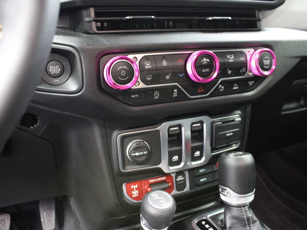 Used 2024 Jeep Wrangler Sport AWD/4WD image 51