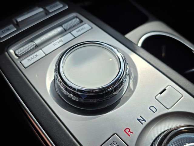 Used 2025 Genesis GV70 2.5T image 33