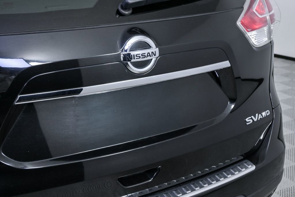 Used 2016 Nissan Rogue SV w/ SV Premium Package image 33