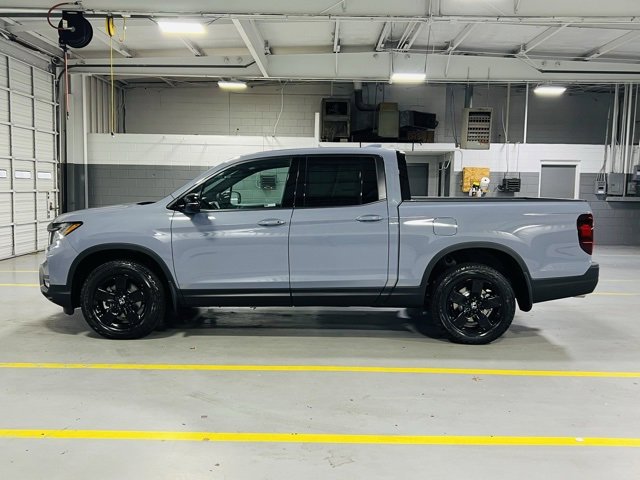 New 2026 Honda Ridgeline Black Edition image 17