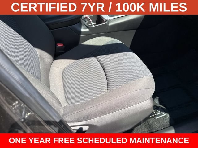 Used 2022 Toyota RAV4 LE AWD/4WD image 10