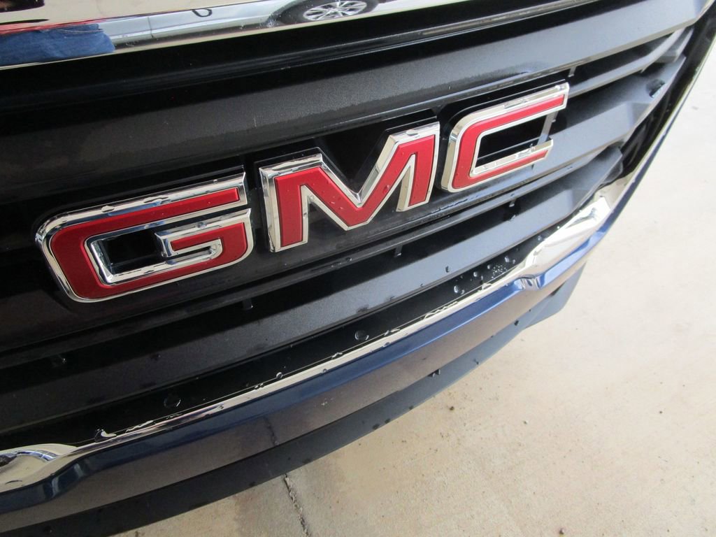 Used 2022 GMC Terrain SLE FWD image 22