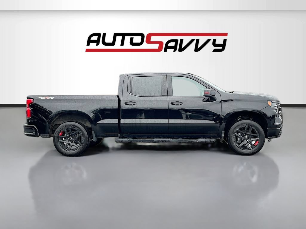 Used 2023 Chevrolet Silverado 1500 RST w/ Redline Edition AWD/4WD image 8