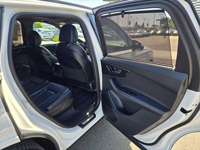 Used 2025 Audi Q7 3.0T Prestige w/ Prestige Package AWD/4WD image 15