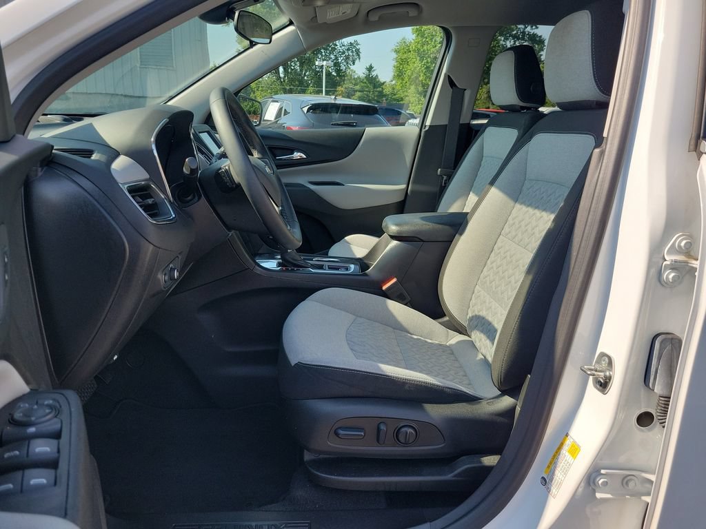 Used 2024 Chevrolet Equinox LT FWD image 20