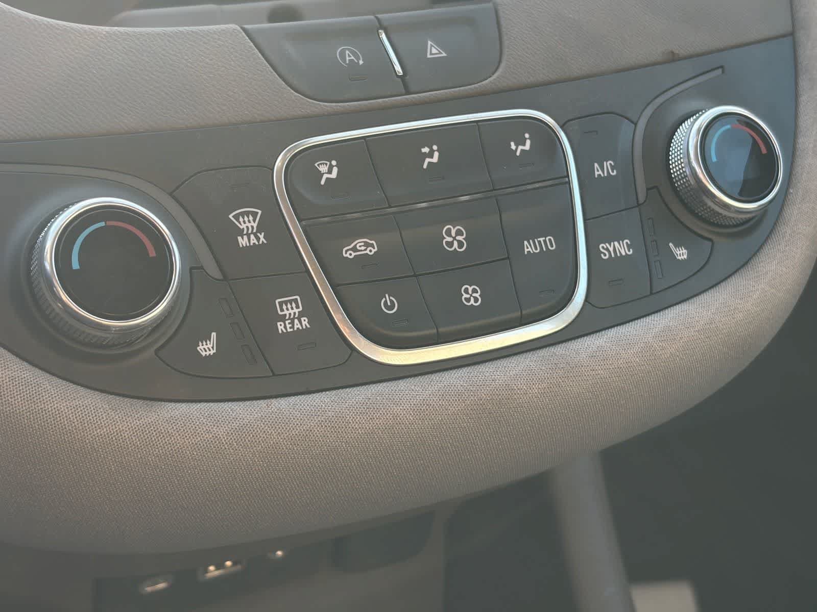 Used 2023 Chevrolet Malibu LT FWD image 12