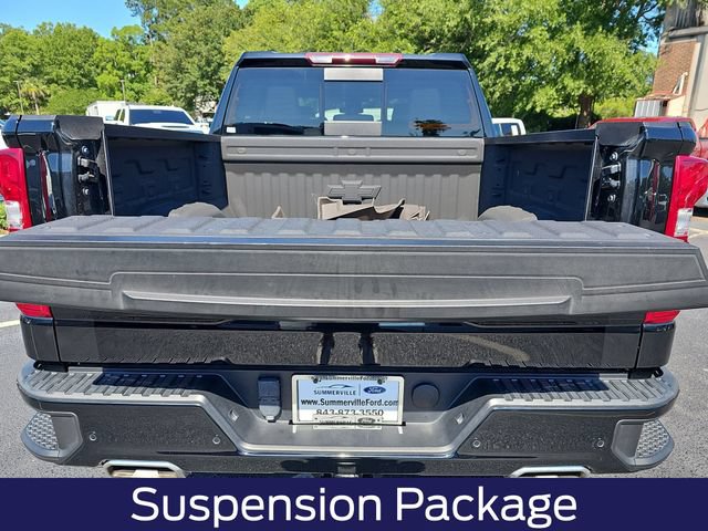 Used 2024 Chevrolet Silverado 1500 LT Trail Boss w/ LT Trail Boss Premium Package AWD/4WD image 14