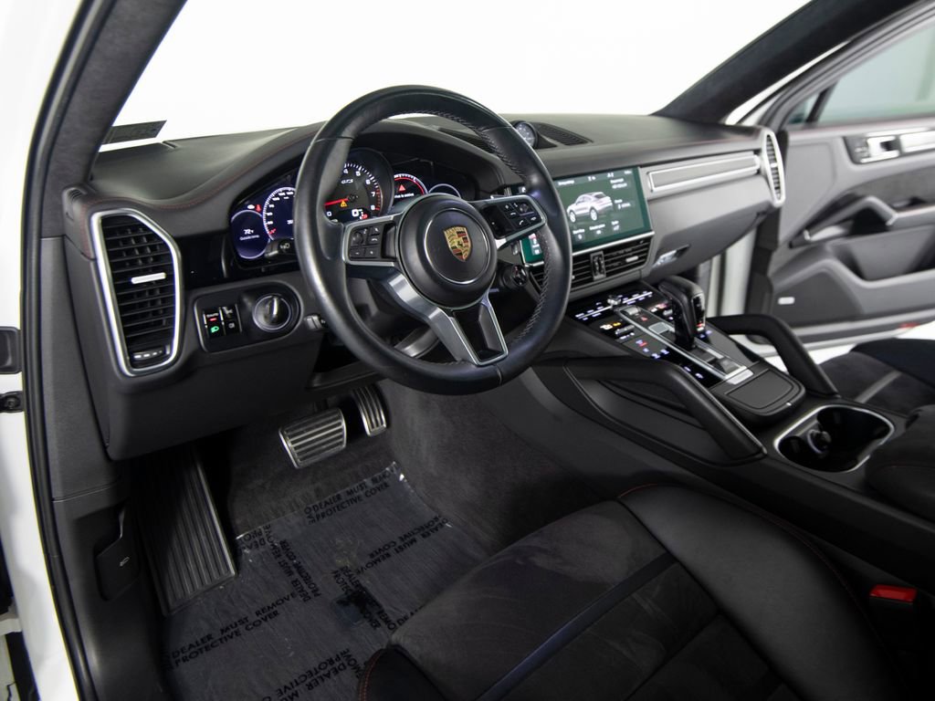 Certified 2021 Porsche Cayenne GTS AWD/4WD image 9
