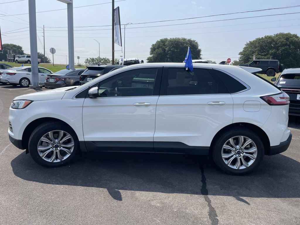 Used 2022 Ford Edge Titanium AWD/4WD image 6