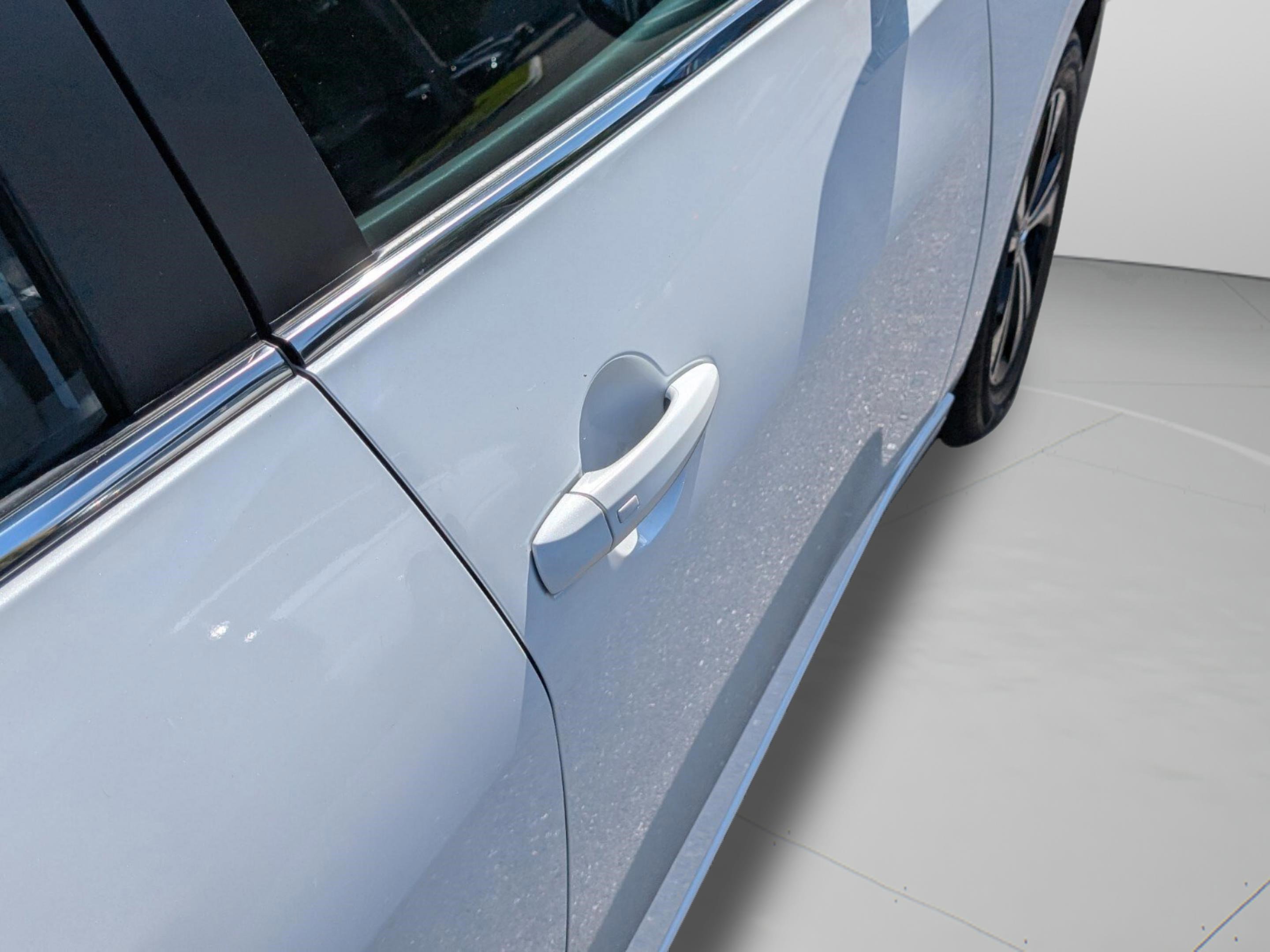 Used 2023 Nissan Sentra SV image 30