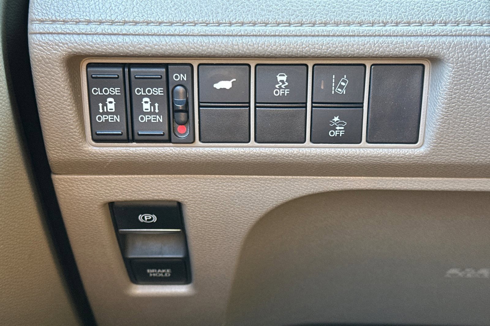Used 2018 Honda Odyssey EX-L image 34