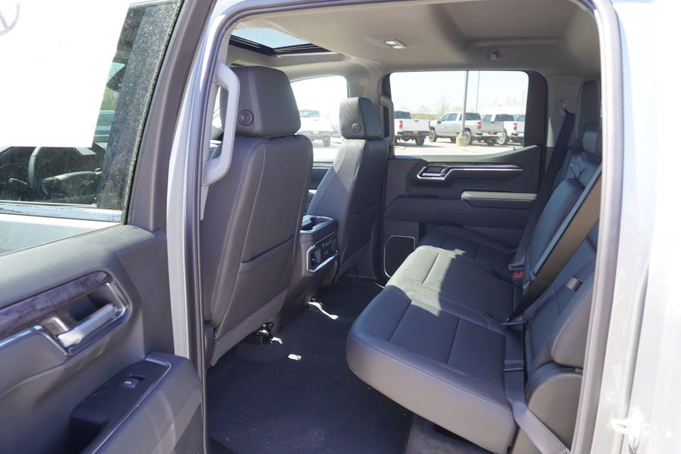 New 2025 Chevrolet Silverado 1500 LTZ w/ LTZ Premium Package image 11