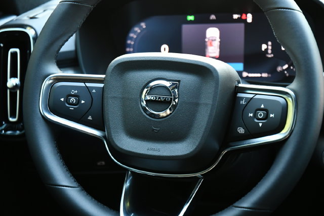 New 2026 Volvo XC40 B5 Ultra w/ Protection Package Premier AWD/4WD image 22