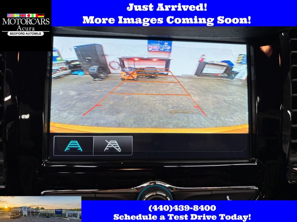 Used 2017 Chevrolet Trax LT w/ Sun & Sound Package FWD image 24