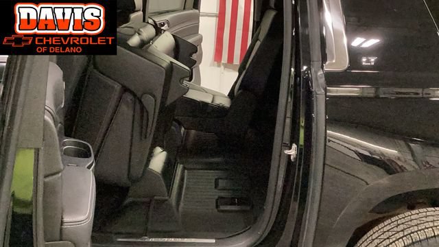Used 2018 Chevrolet Suburban LT AWD/4WD image 11