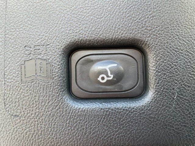 Used 2018 Lincoln MKX Reserve w/ Lincoln MKX Climate Package image 21