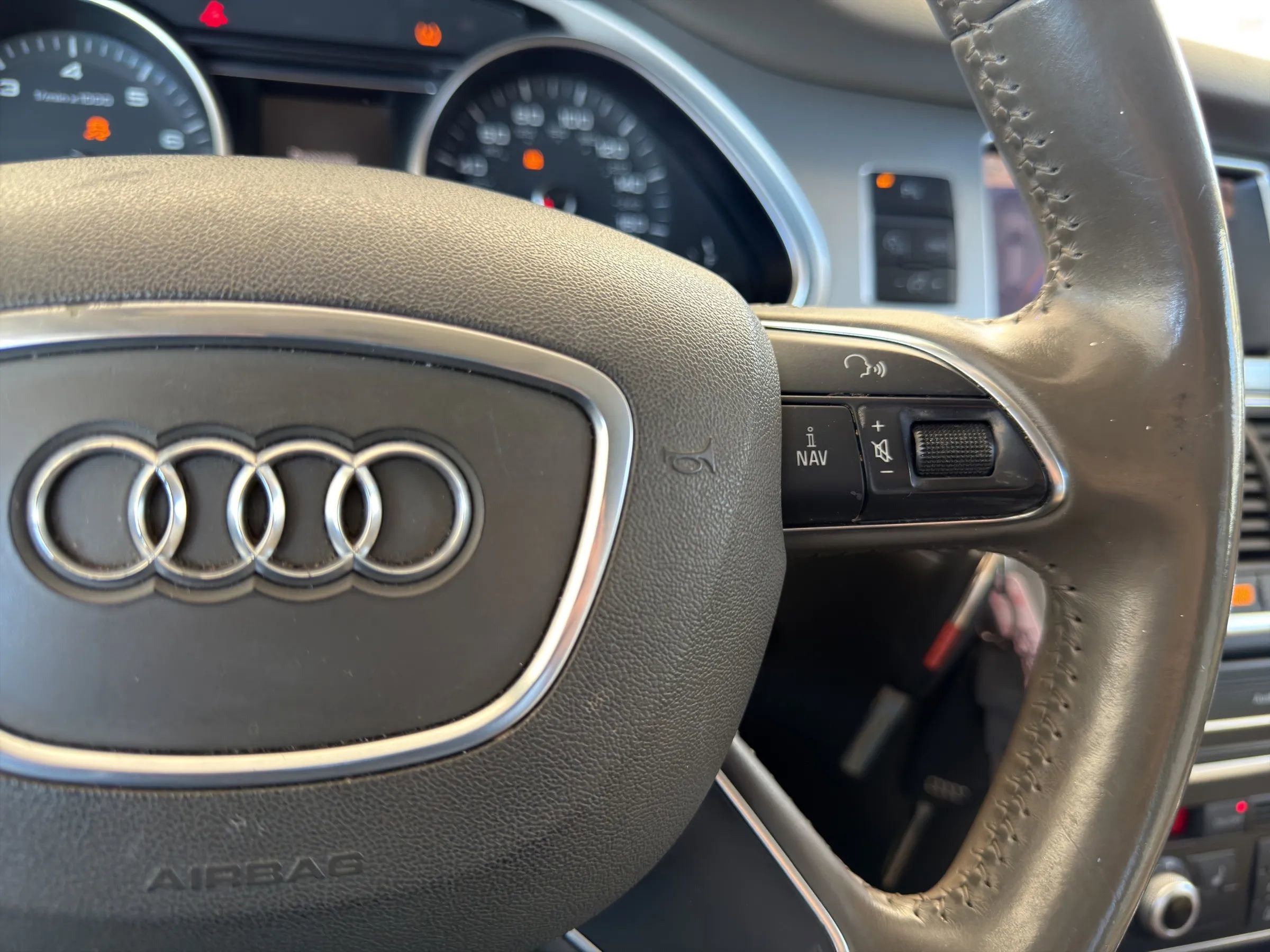 Used 2013 Audi Q7 3.0T Premium Plus w/ Premium Plus Pkg image 31