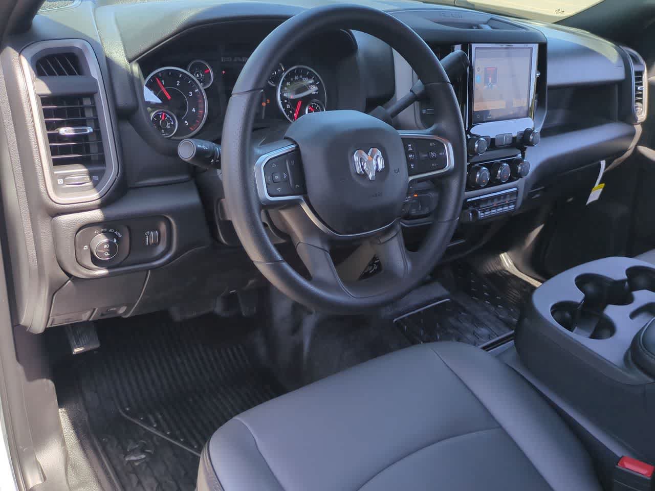 New 2026 RAM 5500 Tradesman w/ Chrome Appearance Group AWD/4WD image 10
