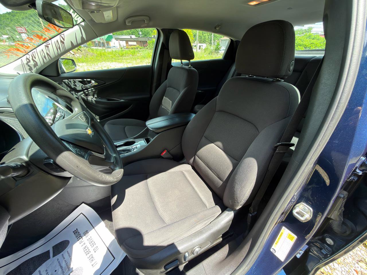 Used 2022 Chevrolet Malibu LT FWD image 19