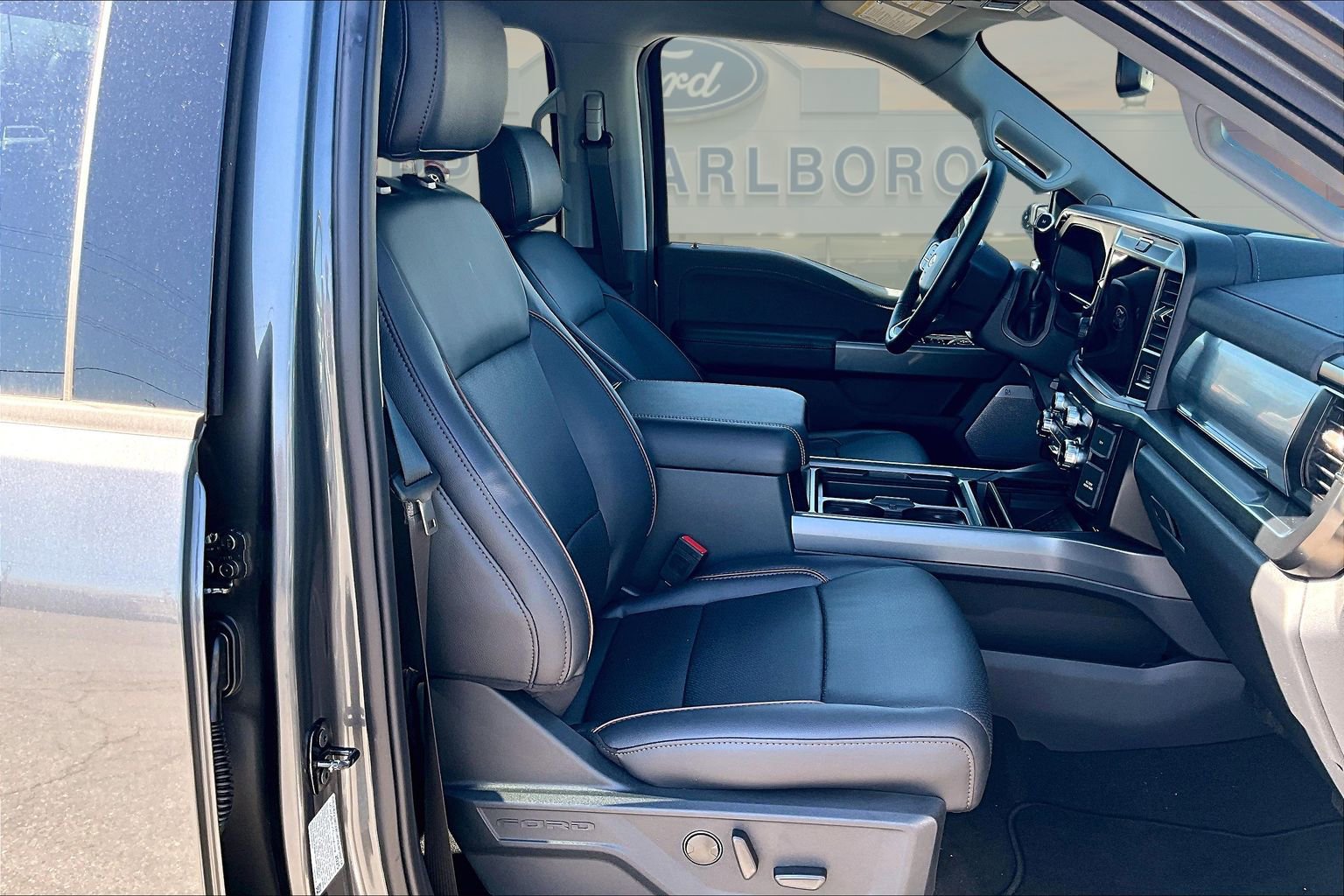 New 2026 Ford F350 Lariat w/ Black Appearance Package AWD/4WD image 8