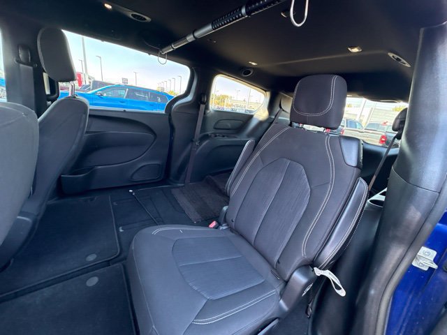 Used 2021 Chrysler Pacifica Touring w/ S Appearance Package FWD image 31