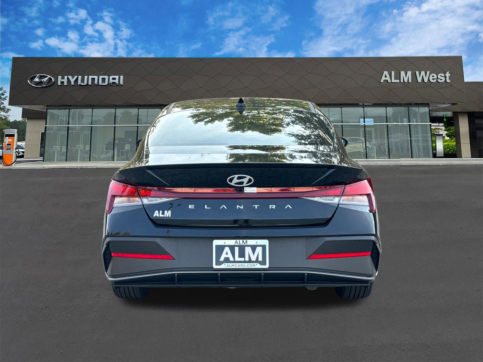 New 2025 Hyundai Elantra Sport image 6