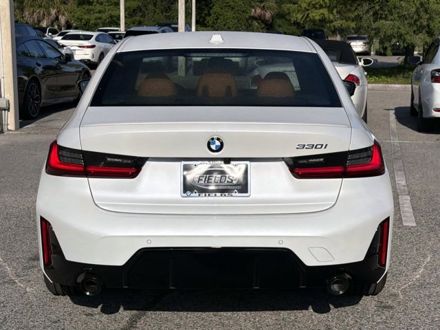 New 2026 BMW 330i Sedan w/ M Sport Package RWD image 4