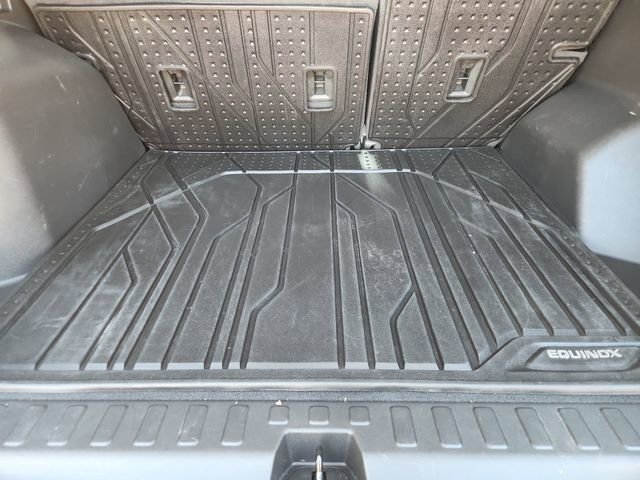 Used 2023 Chevrolet Equinox RS w/ RS Leather Package FWD image 26