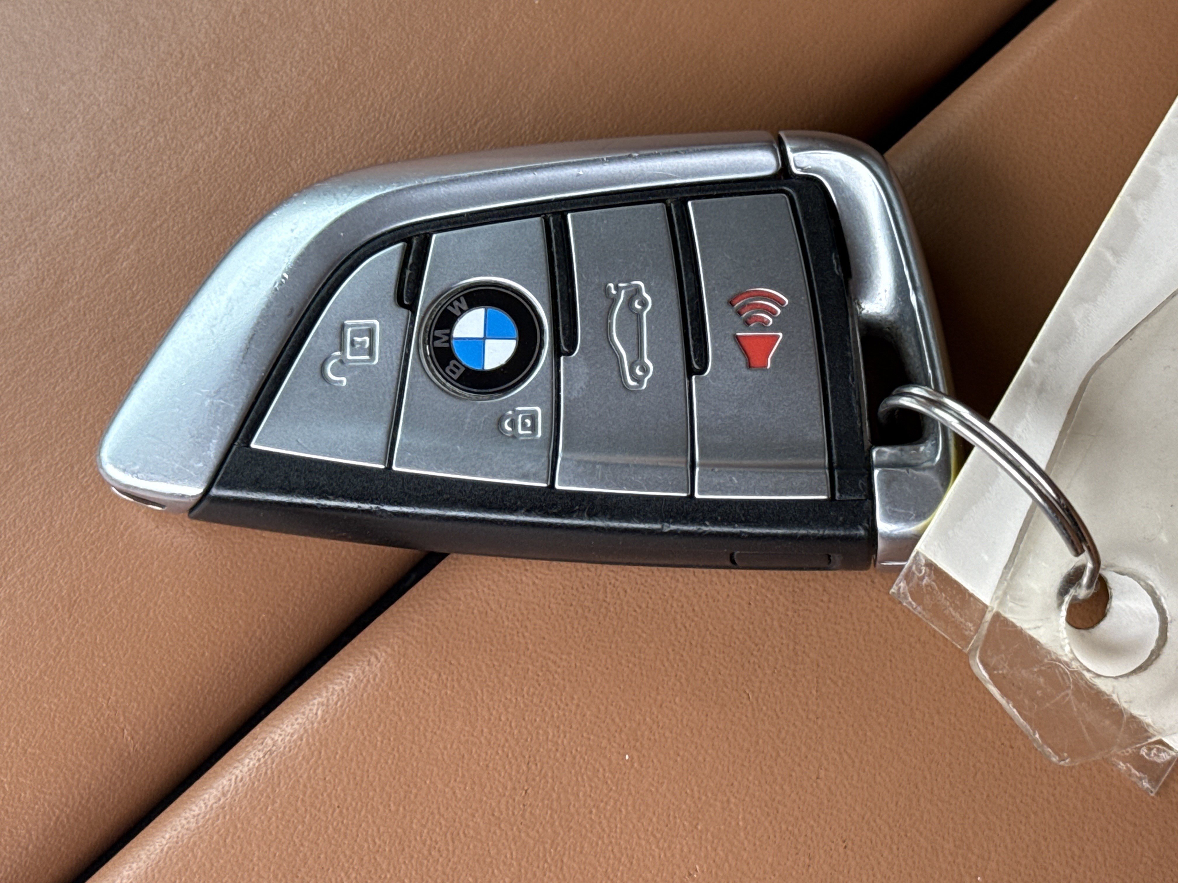 Used 2021 BMW 740i w/ Premium Package RWD image 36