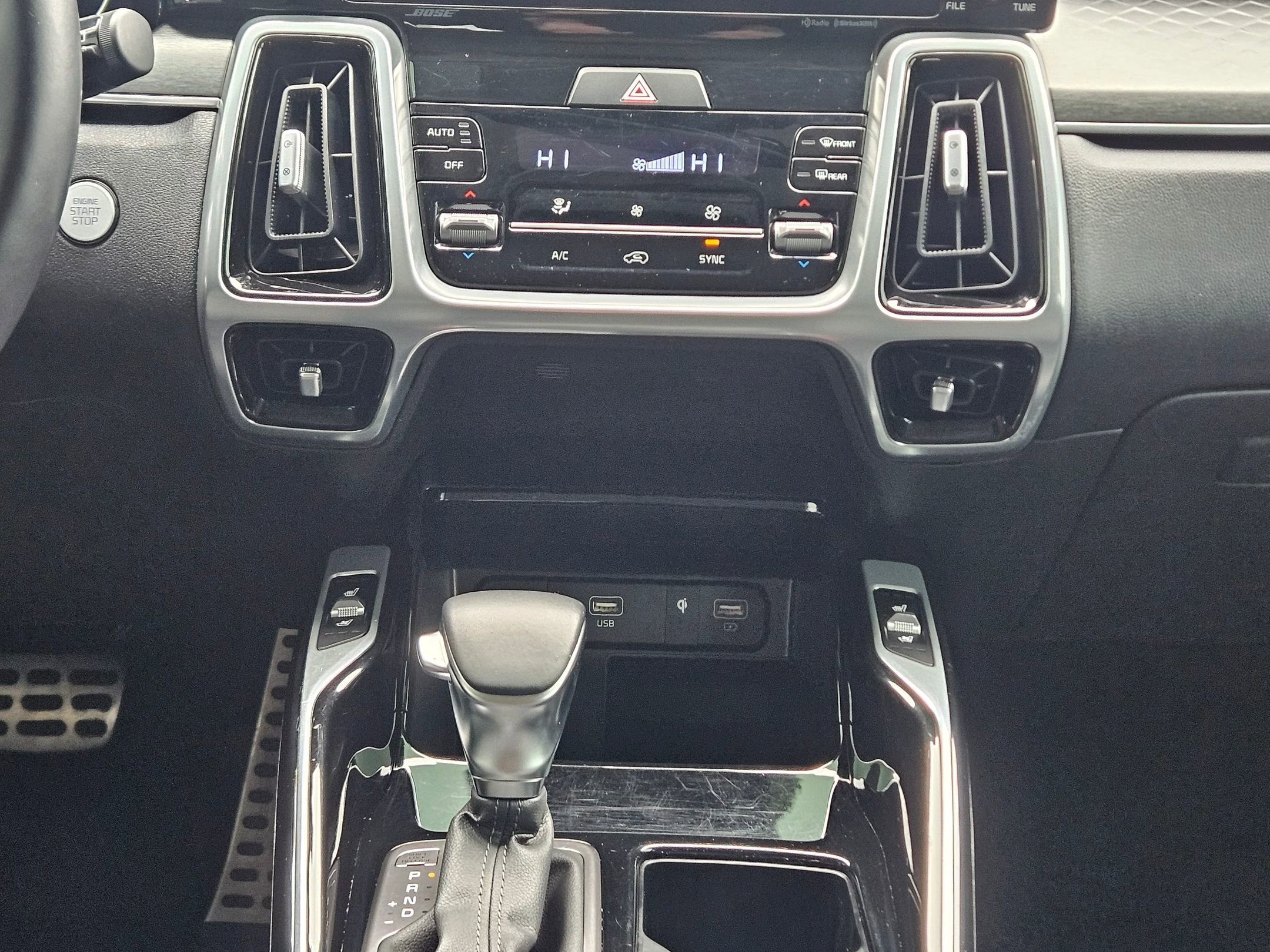 Used 2023 Kia Sorento SX image 13