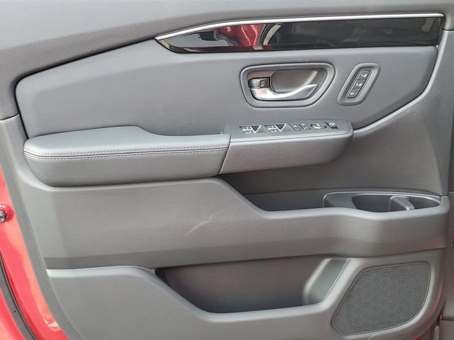 New 2025 Honda Pilot Touring image 10