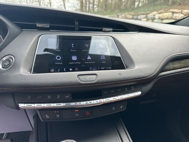 Used 2021 Cadillac XT4 Premium Luxury image 18