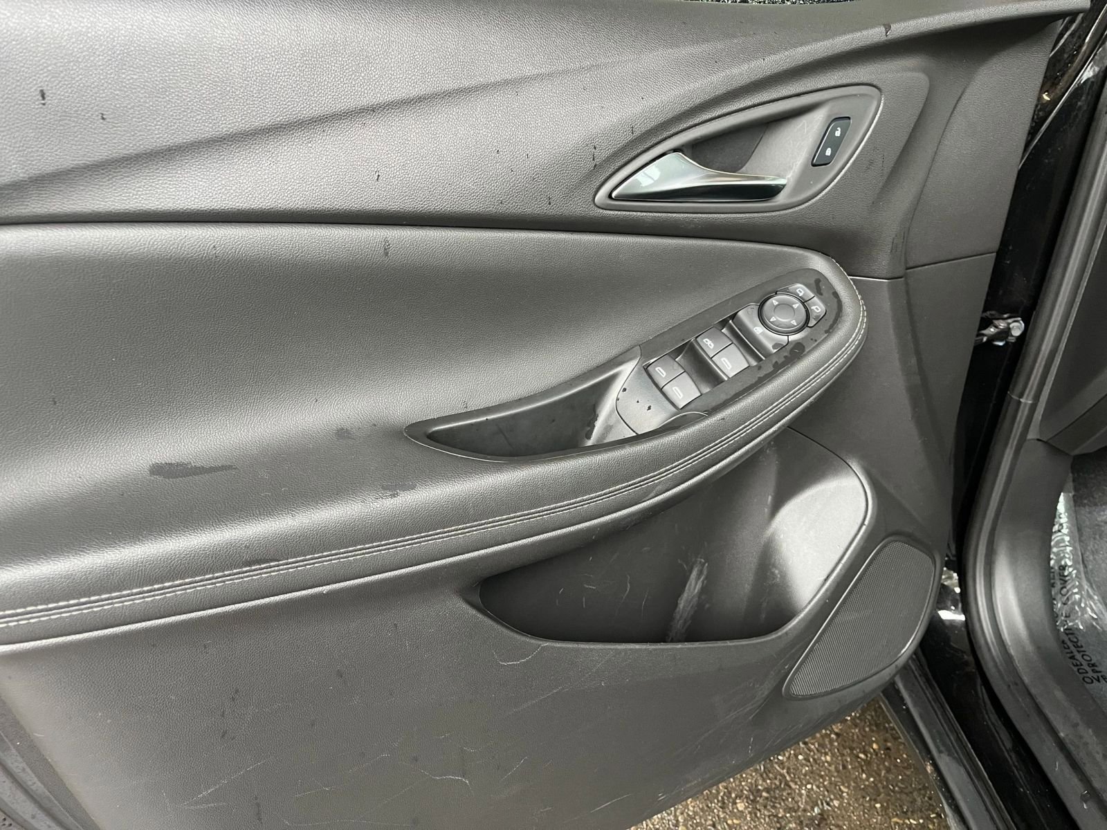 Used 2025 Buick Encore GX Preferred image 18