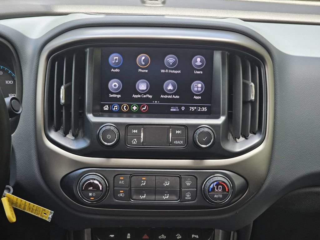 Used 2022 Chevrolet Colorado Z71 AWD/4WD image 16