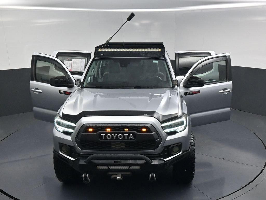 Used 2022 Toyota Tacoma SR w/ SR Convenience Package RWD image 24