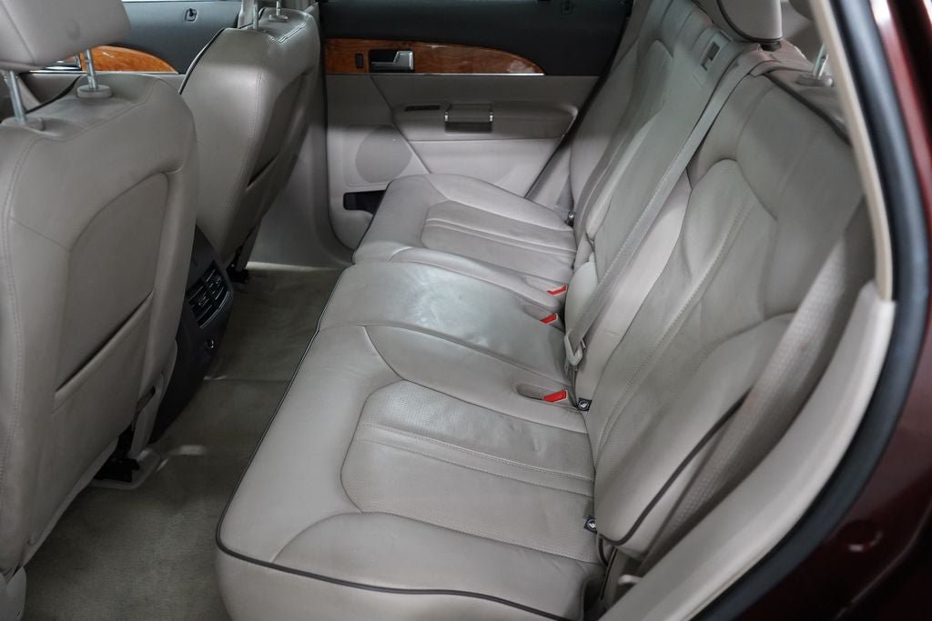Used 2012 Lincoln MKX AWD image 28