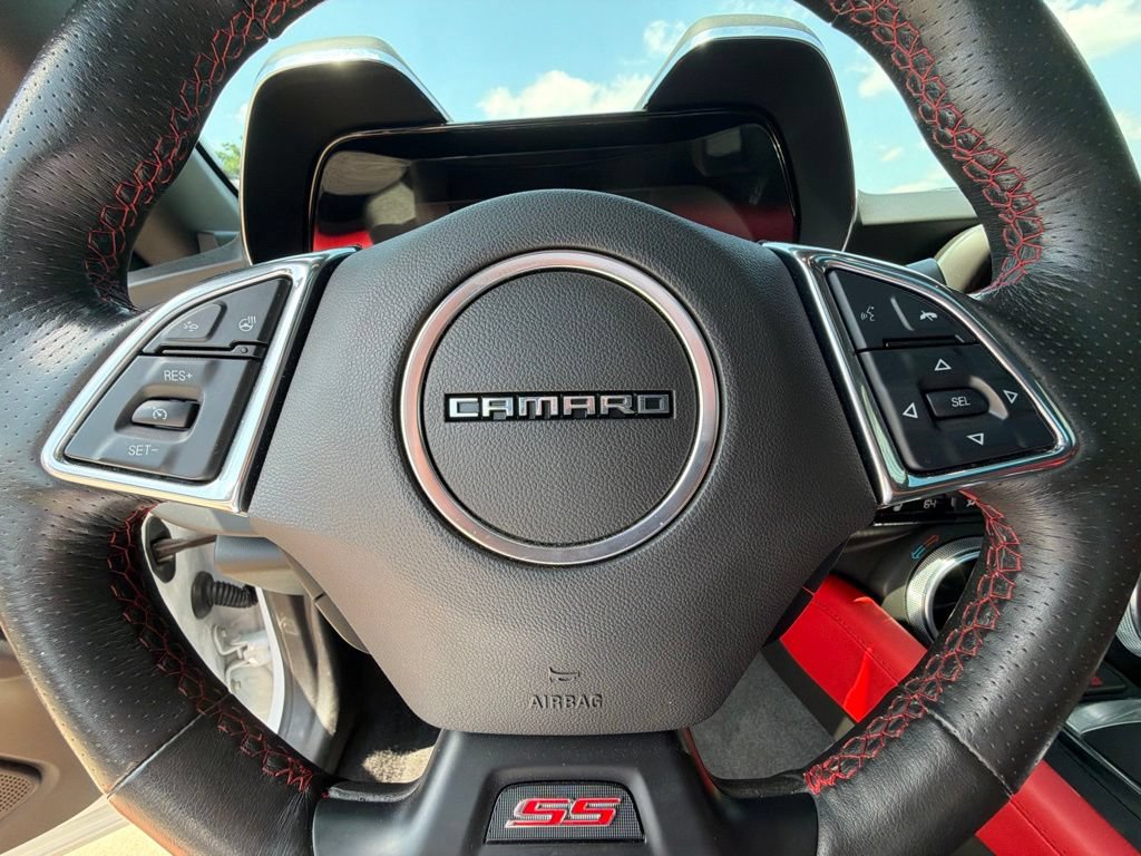 Used 2024 Chevrolet Camaro SS RWD image 9